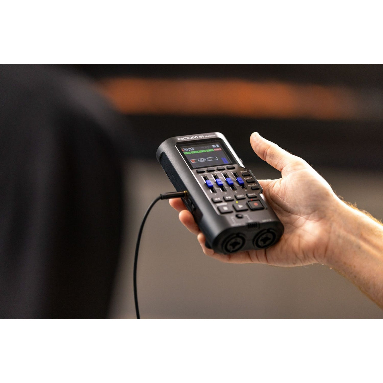 Grabadora Zoom Zr4 Multitrack 2 Entradas Xlr (r4)