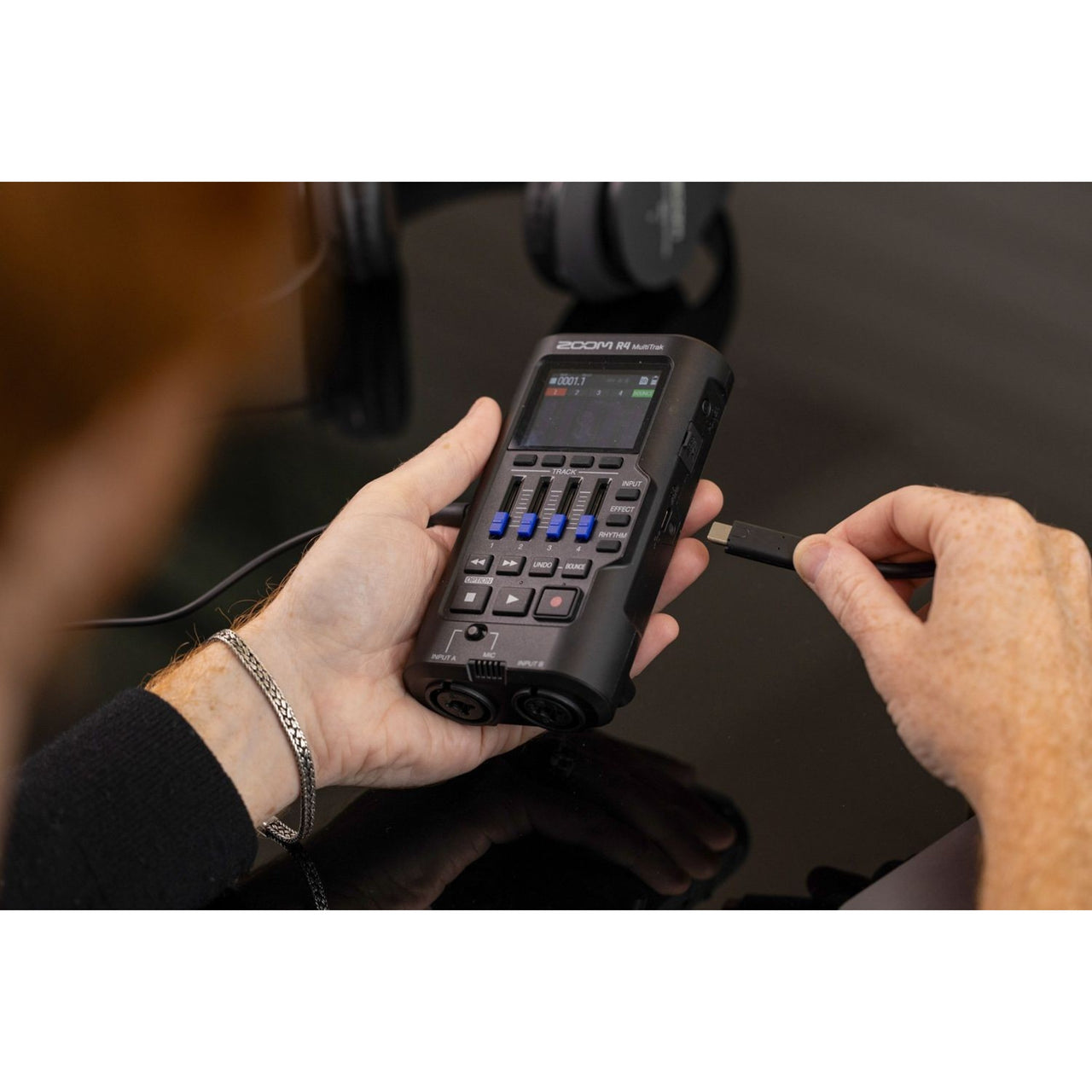 Grabadora Zoom Zr4 Multitrack 2 Entradas Xlr (r4)