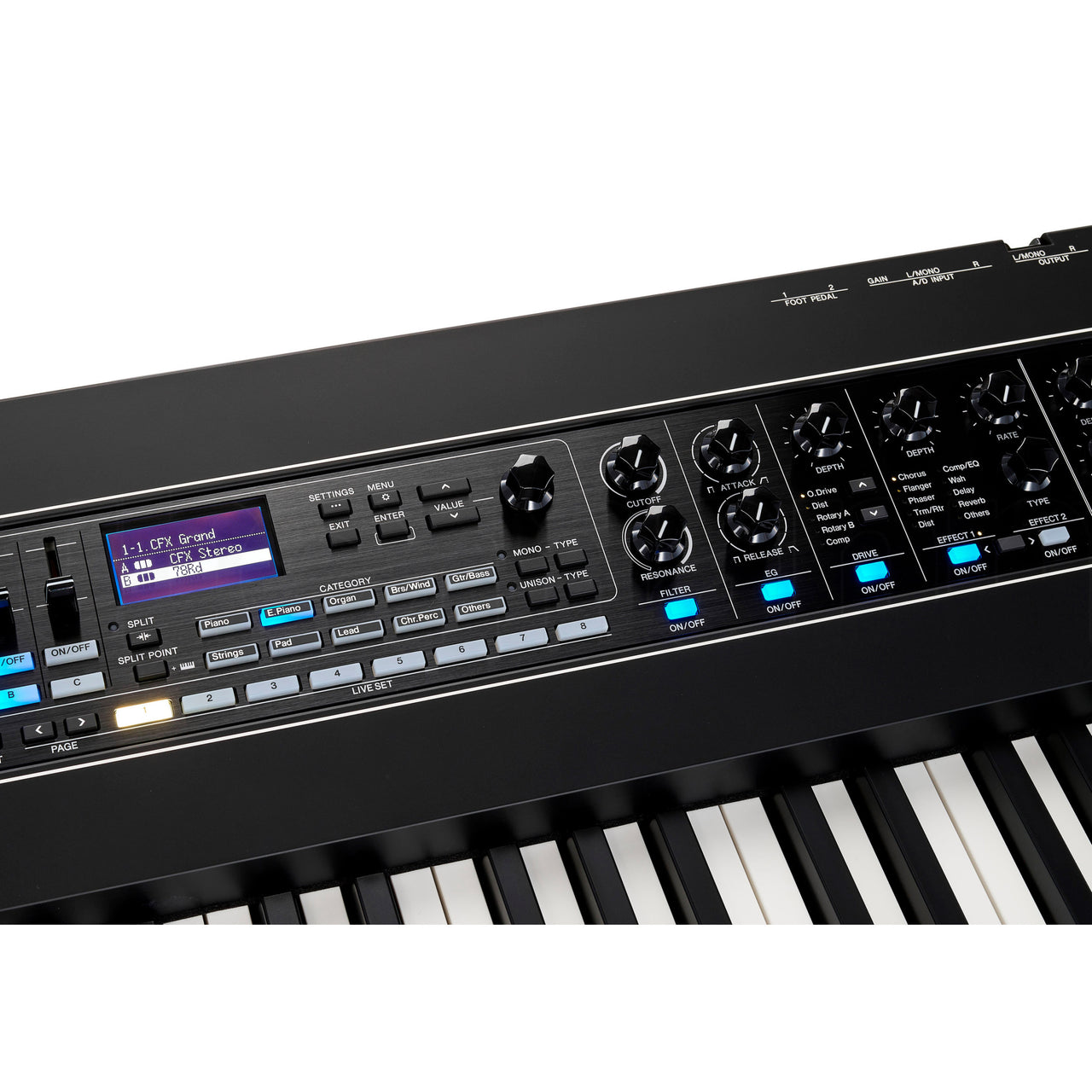 SINTETIZADOR YAMAHA DE ESCENARIO, CK88