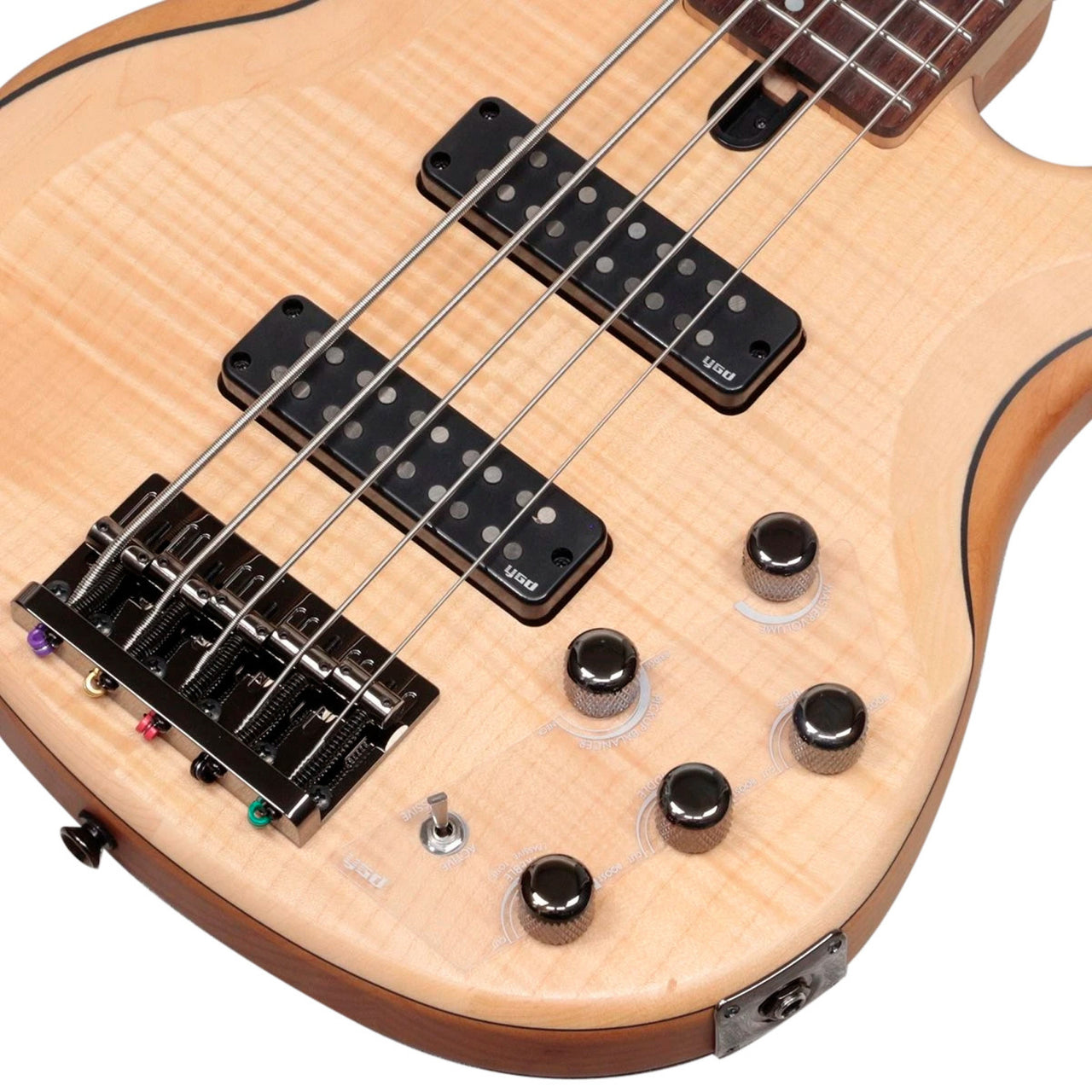 BAJO ELECTRICO YAMAHA 5 CUERDAS ACTIVO/PASIVO, TRBX605FMNS