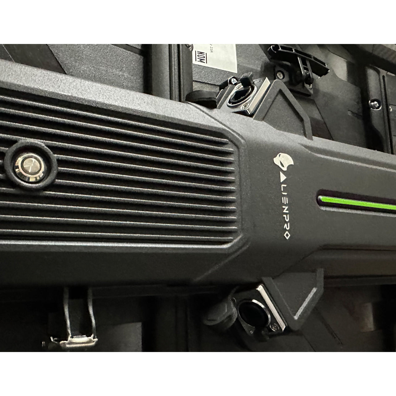 Kit Alien Pantalla Led Solaris Pitch 3.9 Interior - Exterior
