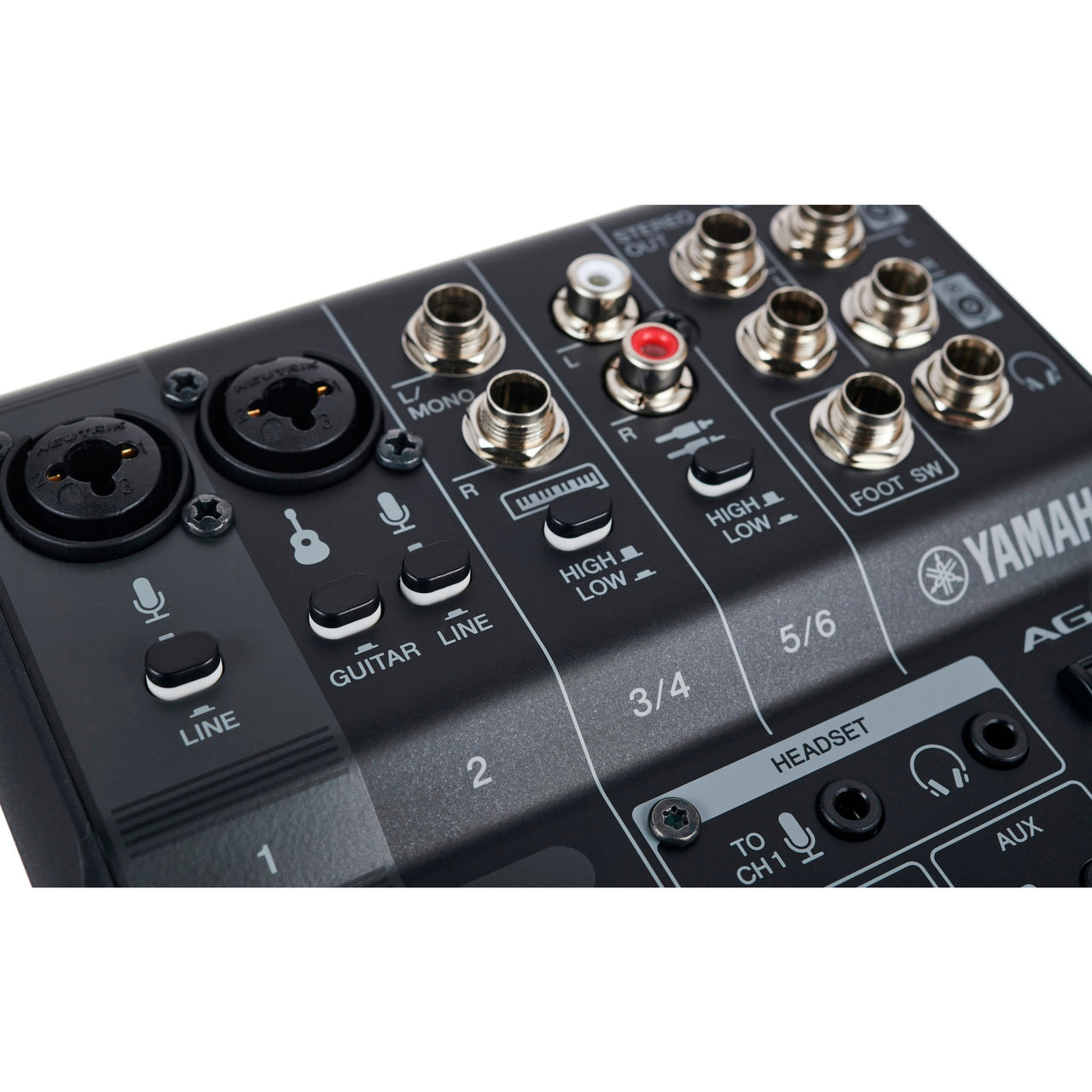 Mezcladora Yamaha Ag06mk2b 6 Canales Para Live Streaming