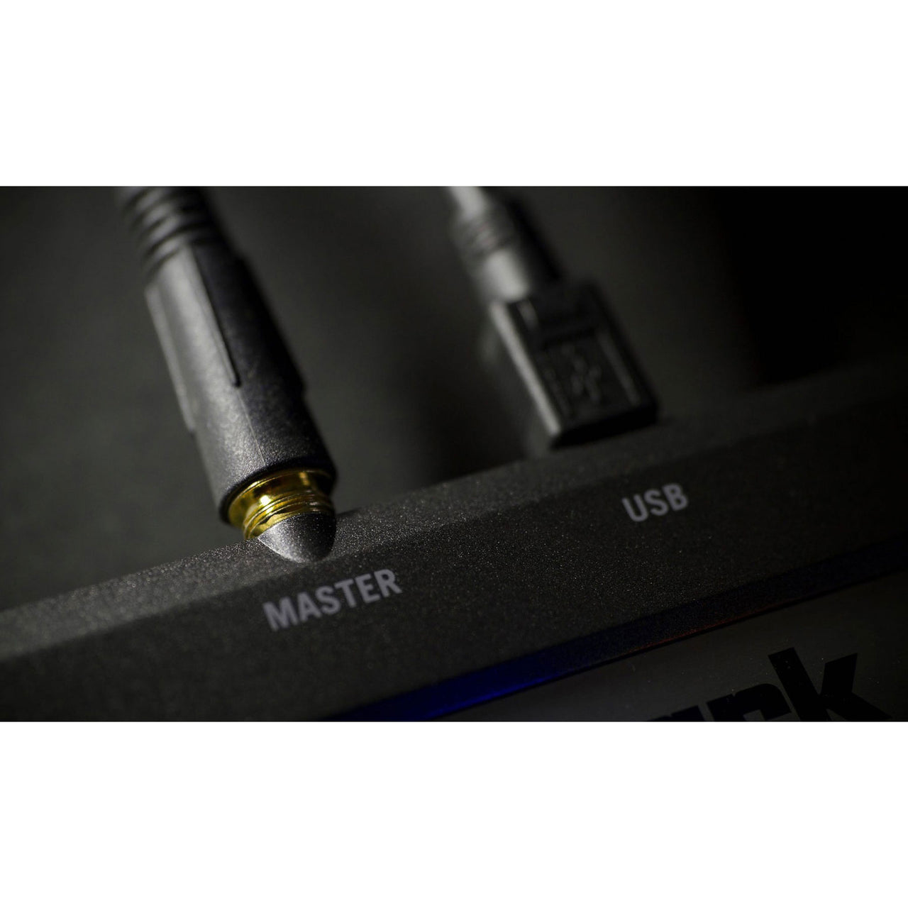 Controlador Dj Numark Portátil Con Salida Usb, Mixtrackedge