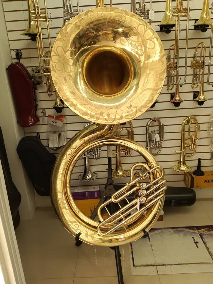 Tuba Sousafon Silvertone Laq. High Grade 26" Rameada, Slss013